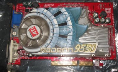 Лот: 6129157. Фото: 1. AGP видеокарта 128Mb GeСube ATI... Видеокарты