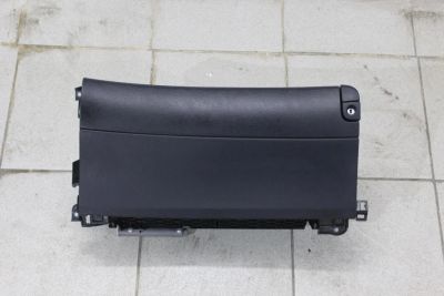 Лот: 10438541. Фото: 1. Бардачок Lexus GS300 GS350 GS430... Салон