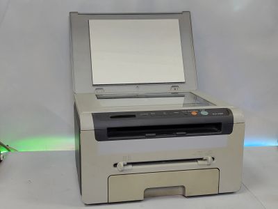 Лот: 25807229. Фото: 1. МФУ Samsung SCX-4200/Принтер/Копир... МФУ и копировальные аппараты