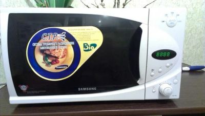 Лот: 7464781. Фото: 1. Микроволновка Samsung. Микроволновки, мини-печи