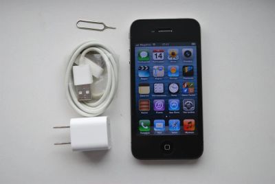 Лот: 3179389. Фото: 1. Apple iPhone 4 32GB. Смартфоны