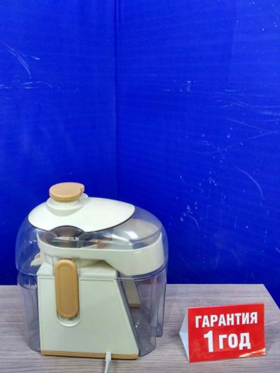 Лот: 13896837. Фото: 1. Соковыжималка binaton -(11066622... Кухонная