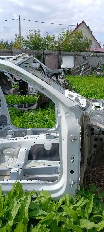Лот: 23561385. Фото: 1. стойка кузова Volkswagen Touareg... Кузов