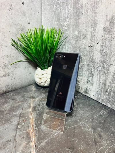 Лот: 21985209. Фото: 1. xiaomi mi 8 lite (2625). Смартфоны