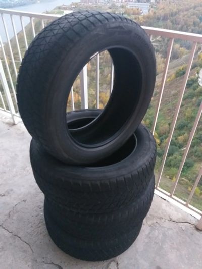 Лот: 16660607. Фото: 1. Зимние шины липучка Bridgestone... Шины