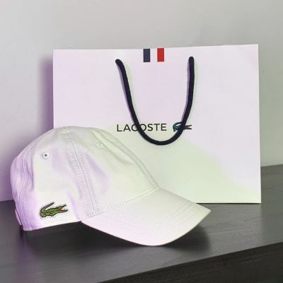 Лот: 17667297. Фото: 1. Кепка Lacoste белая (оригинал... Головные уборы