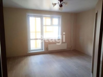 Лот: 21335299. Фото: 1. Сдам 1-комн. кв. 42 кв.м. Красноярск... Квартиры, студии