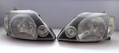 Лот: 19935539. Фото: 1. Фары Toyota Corolla. Оптика и освещение