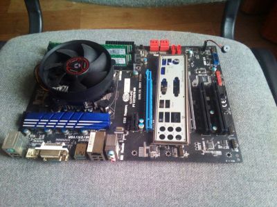 Лот: 10910371. Фото: 1. Комплектующие Mb Sapphire Z87... Материнские платы