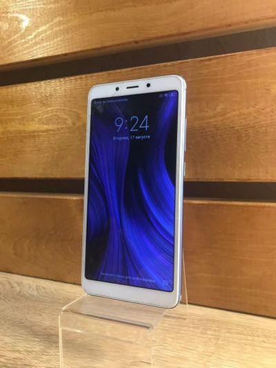 Лот: 17979083. Фото: 1. Смартфон xiaomi redmi 6a. Смартфоны