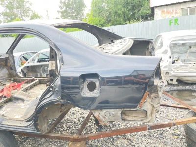 Лот: 25529600. Фото: 1. крыло Honda Civic Ferio ES1. Двигатель и элементы двигателя