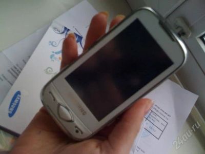Лот: 1110109. Фото: 1. Samsung GT-S 5560 White с рубля... Кнопочные мобильные телефоны