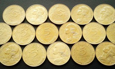 Лот: 11883797. Фото: 1. 23 монеты Франции - одним лотом... Наборы монет