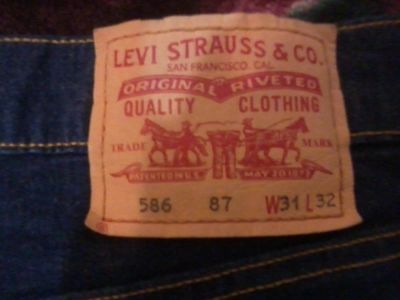 Лот: 3830171. Фото: 1. джинсы levi strauss. Джинсы