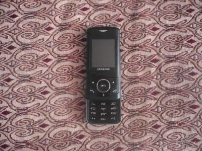 Лот: 151705. Фото: 1. Samsung D520. Кнопочные мобильные телефоны
