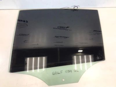 Лот: 21706060. Фото: 1. стекло боковое Volkswagen Golf... Кузов