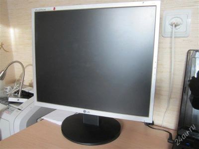 Лот: 2702762. Фото: 1. монитор LG Flatron L1952TQ отклик... ЖК-мониторы