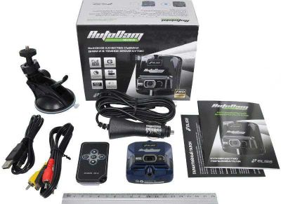 Лот: 4204759. Фото: 1. Bliss Autocam NV310. видеорегистратор. Видеорегистраторы,  радар-детекторы, системы парковки