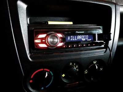 Лот: 10222831. Фото: 1. Pioneer MVH-1400UB две пары линейников... Автомагнитолы