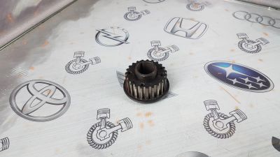 Лот: 23589400. Фото: 1. Шестерня коленвала Mazda Capella... Двигатель и элементы двигателя