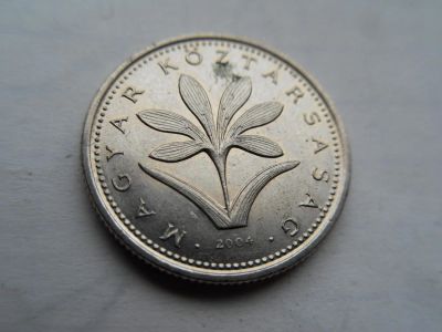 Лот: 10205531. Фото: 1. Венгрия 2 форинта 2004. Европа