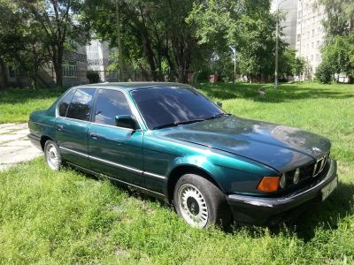 Лот: 1800638. Фото: 1. BMW 735i срочно. Автомобили