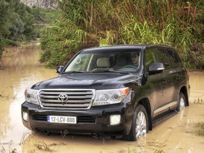 Лот: 12744703. Фото: 1. Дефлектор капота на Toyota Land... Детали тюнинга