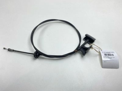 Лот: 25762259. Фото: 1. Трос замка капота Nissan Terrano... Двигатель и элементы двигателя