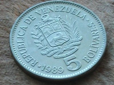 Лот: 11684955. Фото: 1. Монета 5 боливар пять Венесуэла... Америка