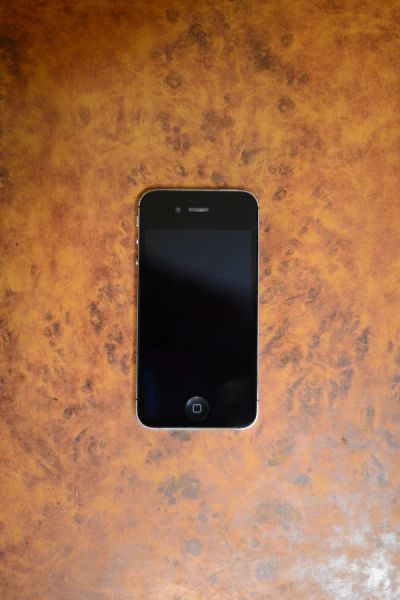 Лот: 8200838. Фото: 1. Iphone 4s 8GB срочно продам!. Смартфоны