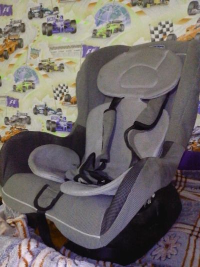 Лот: 4840773. Фото: 1. Детское автокресло 9-18 кг. Все... Детские автокресла