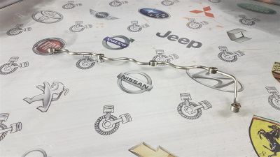 Лот: 23590813. Фото: 1. Трубка топливная Nissan Elgrand... Топливная система
