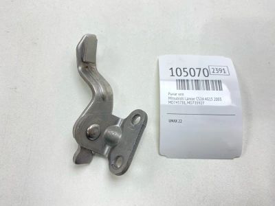Лот: 25000803. Фото: 1. Рычаг КПП Mitsubishi Lancer 2003... Двигатель и элементы двигателя