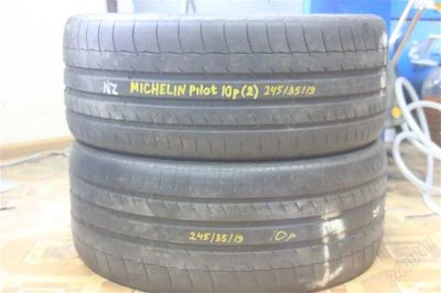 Лот: 1794005. Фото: 1. Шины Michelin Pilot 245/35/R19... Шины