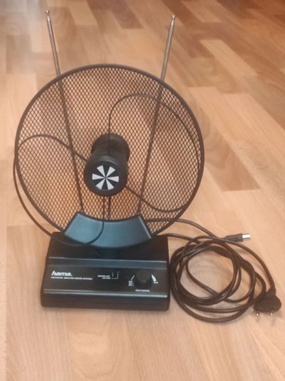 Лот: 25888359. Фото: 1. Антенна комнатная Hama. Антенны