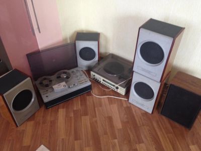 Лот: 5537713. Фото: 1. Ретро бабинник, проигрыватель... Другое (аудиотехника)
