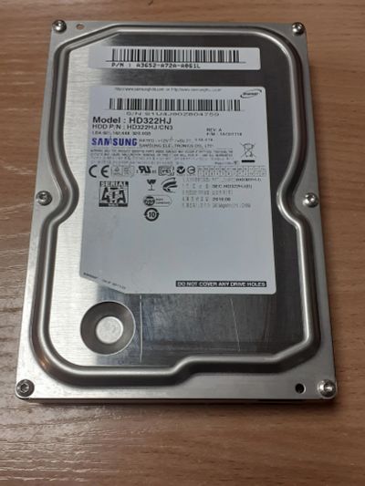 Лот: 19561203. Фото: 1. Жесткий диск 320gb HDD Sata 3... Жёсткие диски (HDD)