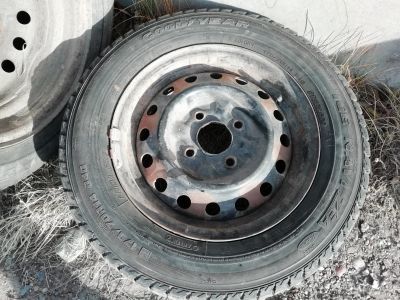 Лот: 13492775. Фото: 1. Nissan Goodyear 4*114.3 175/70... Шины на дисках