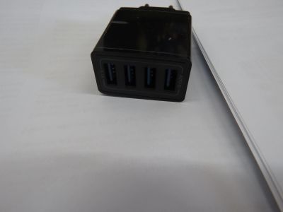 Лот: 17314916. Фото: 1. Зарядное устройство USB на 4 USB-порта. Зарядные устройства, блоки питания, адаптеры сетевые для смартфонов
