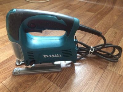 Лот: 11750996. Фото: 1. Лобзик Makita 4329. 450W Работает... Электроинструмент
