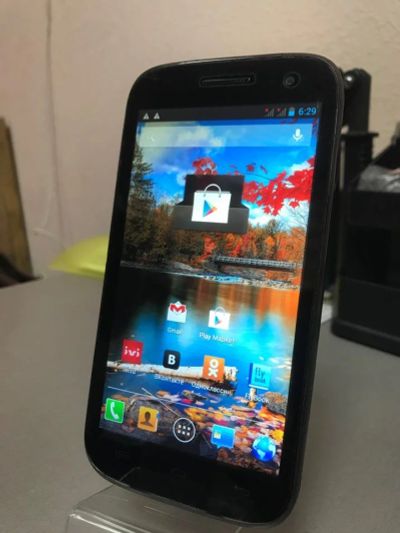 Лот: 15379554. Фото: 1. Смартфон Fly IQ451 Vista. Смартфоны