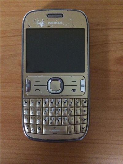 Лот: 7764735. Фото: 1. Nokia 302. Кнопочные мобильные телефоны