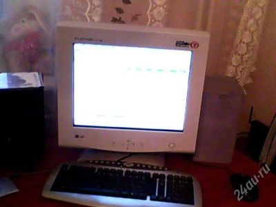 Лот: 1033739. Фото: 1. Celeron 1.7/512/64/80 + 17"монитор... Компьютеры в сборе