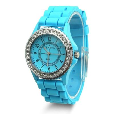 Лот: 7874444. Фото: 1. Часы наручные Geneva Classic со... Другие наручные часы