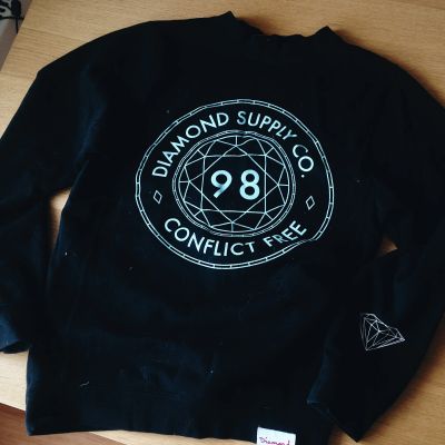 Лот: 11593065. Фото: 1. Diamond Свитшот толстовка. Свитеры, толстовки, худи