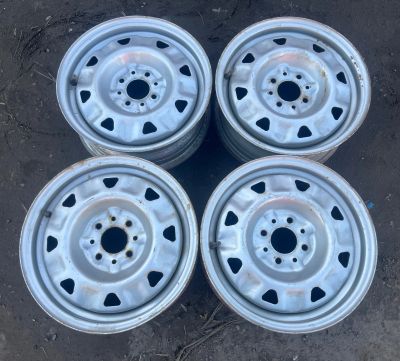 Лот: 25225975. Фото: 1. Штампованные диски ВАЗ R14 4*98. Диски