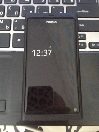 Лот: 6567883. Фото: 1. Nokia N9. Смартфоны