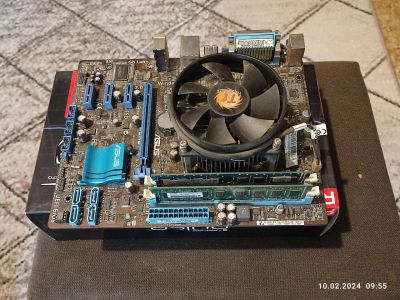 Лот: 21115262. Фото: 1. Материнская плата ASUS P8H61-M... Материнские платы