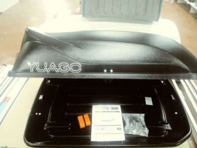 Лот: 16432870. Фото: 1. Бокс YUAGO Lite 250л. черный тиснение... Багажники, боксы, фаркопы