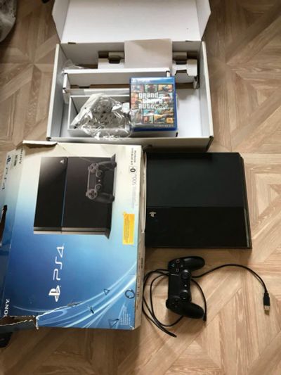 Лот: 11821838. Фото: 1. Игровая приставка ps 4. Игровые приставки, консоли
